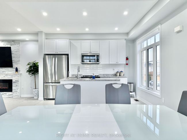 39 - 113 Hartley Ave, Condo with 3 bedrooms, 3 bathrooms and 1 parking in Paris ON | Image 21