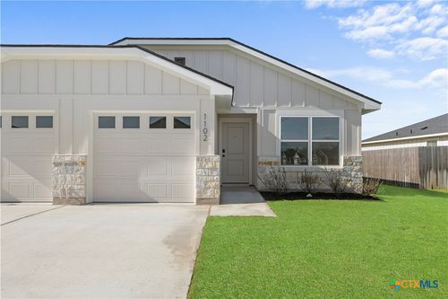 1102 S College Ave, Troy, TX, 76579-2879 | Card Image