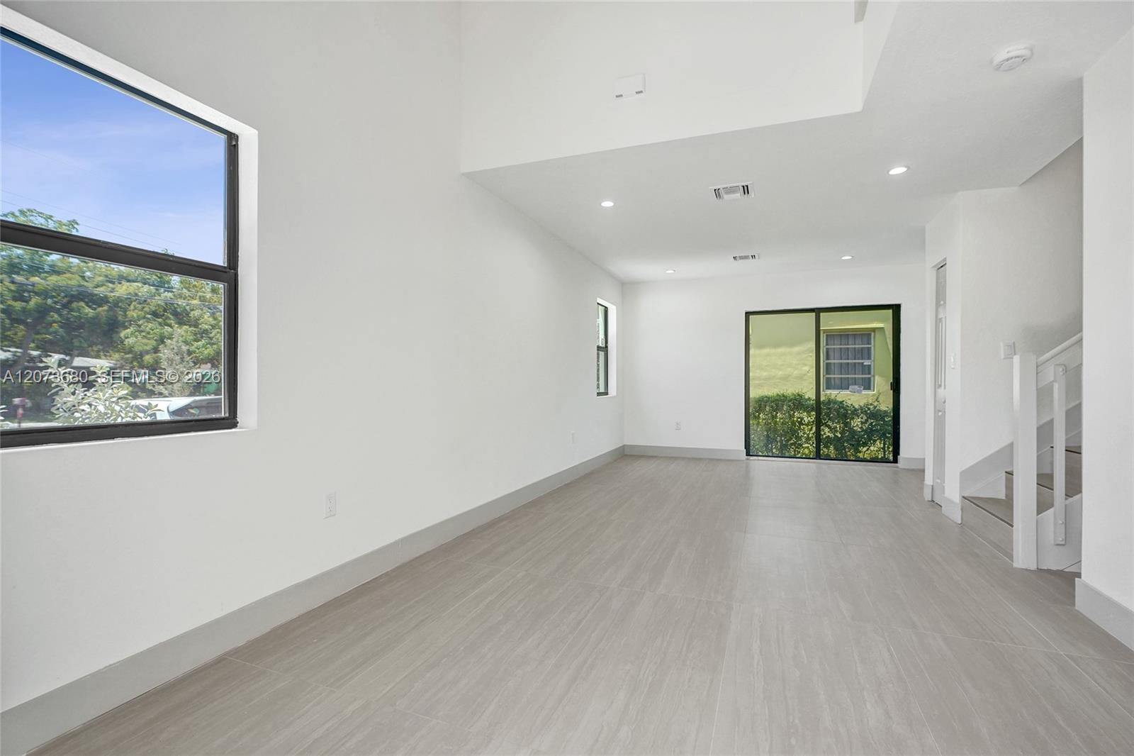 Residential Lease in Miami 3