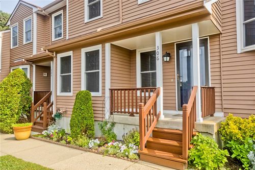 unit-306-200 Heroux Blvd, Cumberland, RI, 02864-2381 | Card Image