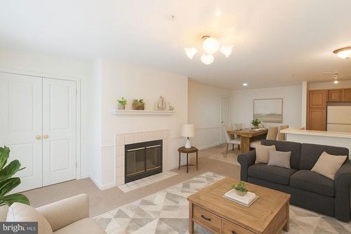 5227-5227 Wagon Shed Cir, OWINGS MILLS, MD, 21117-6177 | Card Image