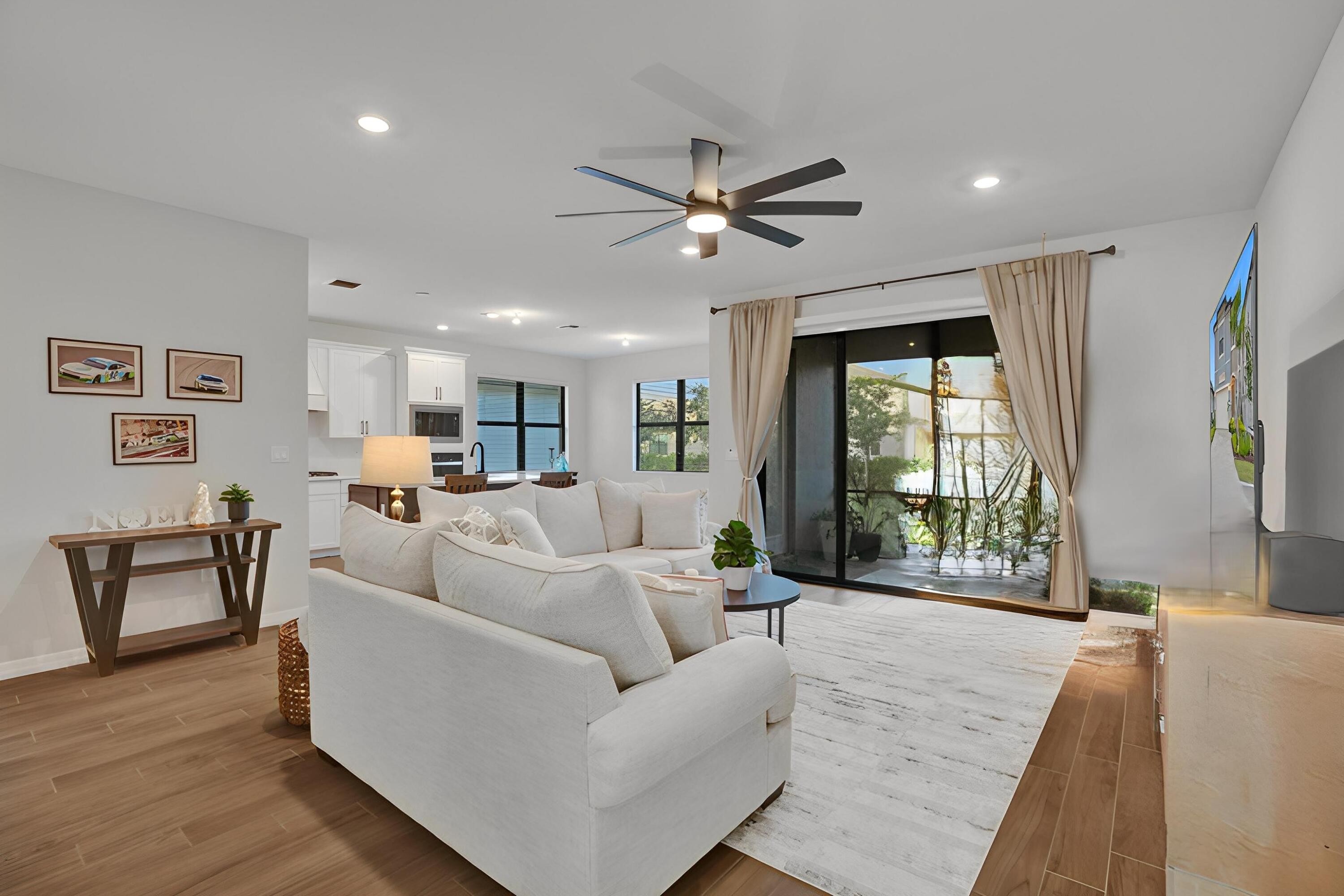 Residential in Oakland Park 4