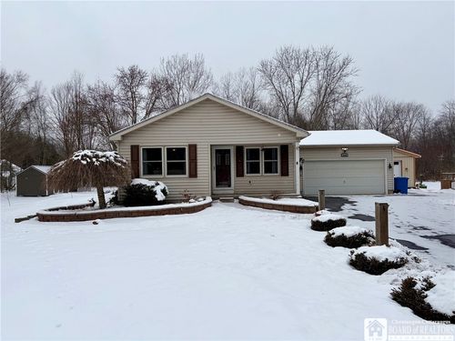 3630 Edgewood Dr, Gowanda, NY, 14070-9775 | Card Image