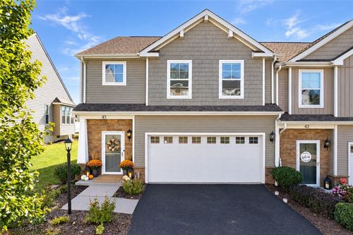 45 Remington Dr, Washington, PA, 15301-6105 | Card Image