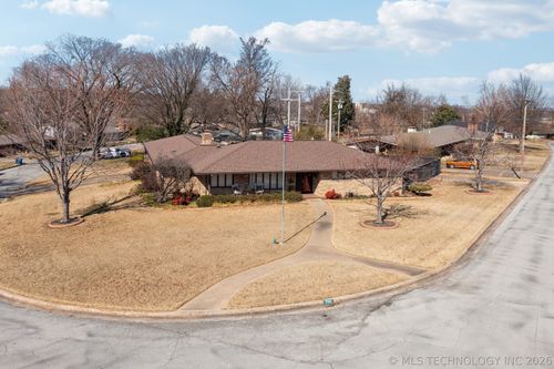 1763 S Erie Avenue, Tulsa, OK, 74112 | Card Image