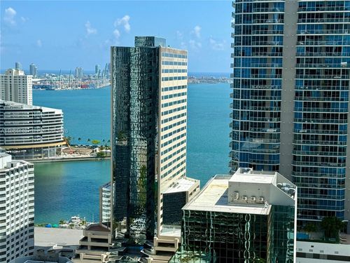 3202-1050 Brickell Ave, Miami, FL, 33131 | Card Image
