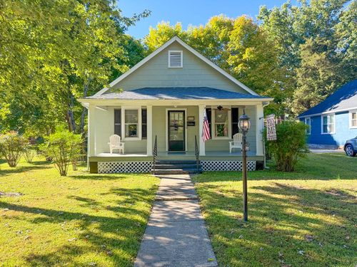 409 5th St, Blackstone, VA, 23824-2023 | Card Image