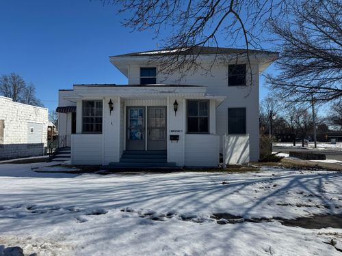 2 N Pearl St, Knox, IN, 46534 | Card Image