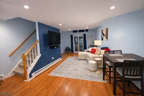 67 Victory Ct, Dover, NJ, 07801-5563 | Card Image