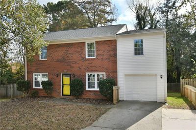 608 Sir Knight Court, House other with 4 bedrooms, 2 bathrooms and null parking in Clemmons NC | Image 1