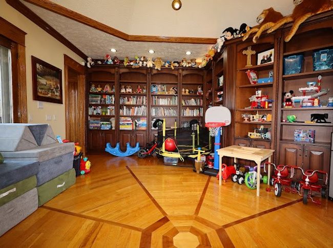 900 Tanager Dr, House other with 10 bedrooms, 11 bathrooms and 3 parking in Bluefield VA | Image 25