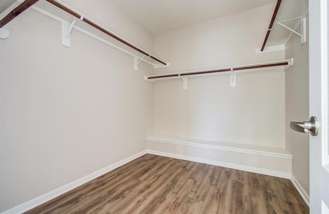 3410 Walden Creek Ln, House other with 3 bedrooms, 3 bathrooms and 2 parking in Pearland TX | Image 40