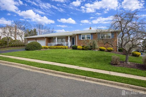 2 Wisz Pl, Sayreville, NJ, 08872-1977 | Card Image