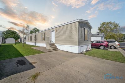 93 - 315 Parkview Drive, House other with 3 bedrooms, 2 bathrooms and null parking in Bowling Green OH | Image 1