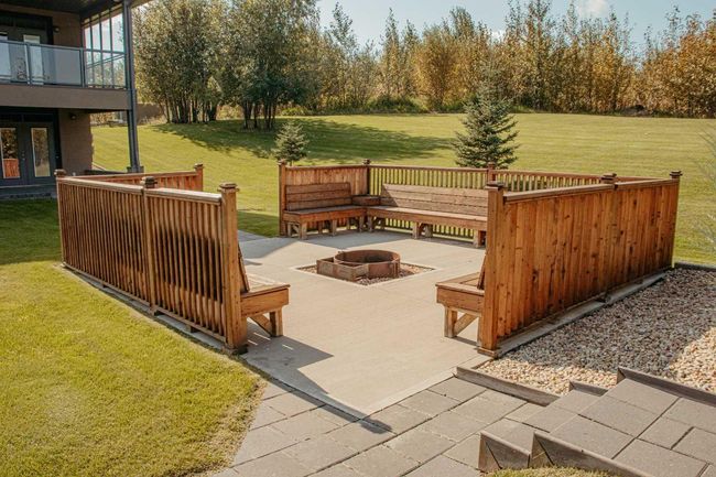 22 Crystal Cres, House other with 3 bedrooms, 3 bathrooms and 5 parking in Widewater AB | Image 43