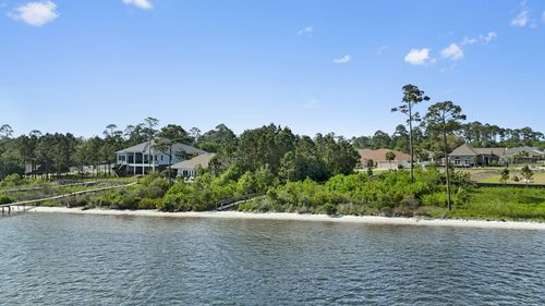 7475 Soundshore Dr, Navarre, FL, 32566-7367 | Card Image