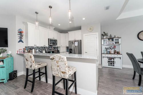 41 Valdarama Dr, Laguna Vista, TX, 78578-2898 | Card Image