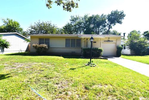 11332 Flamingo Ln, Dallas, TX, 75218-1903 | Card Image