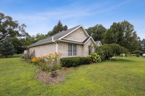 507 Middleton Ct, Buchanan, MI, 49107-1156 | Card Image