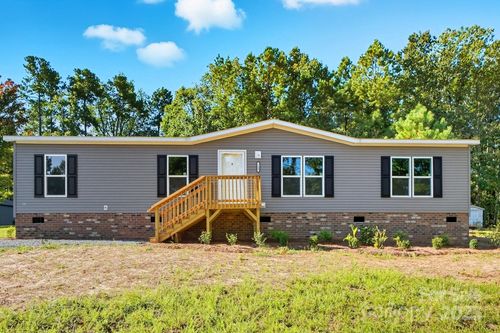 155 Castle Ct, Kings Mountain, NC, 28086-9398 | Card Image