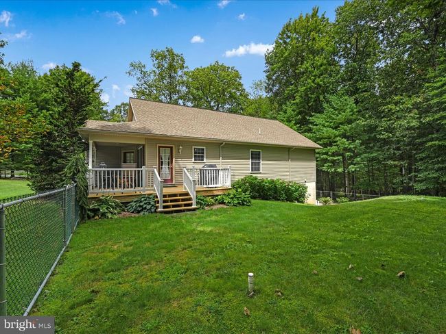 2416 Crow Foot Dr, House other with 3 bedrooms, 3 bathrooms and null parking in AUBURN PA | Image 29
