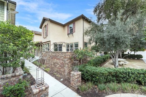 4387 Avocado Grove Ln, Yorba Linda, CA, 92886-2420 | Card Image