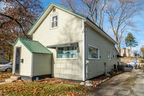 274 6th Ave, Manistee, MI, 49660-1349 | Card Image