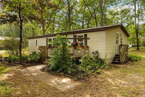 510 Merritt St, Fife Lake, MI, 49633-9141 | Card Image