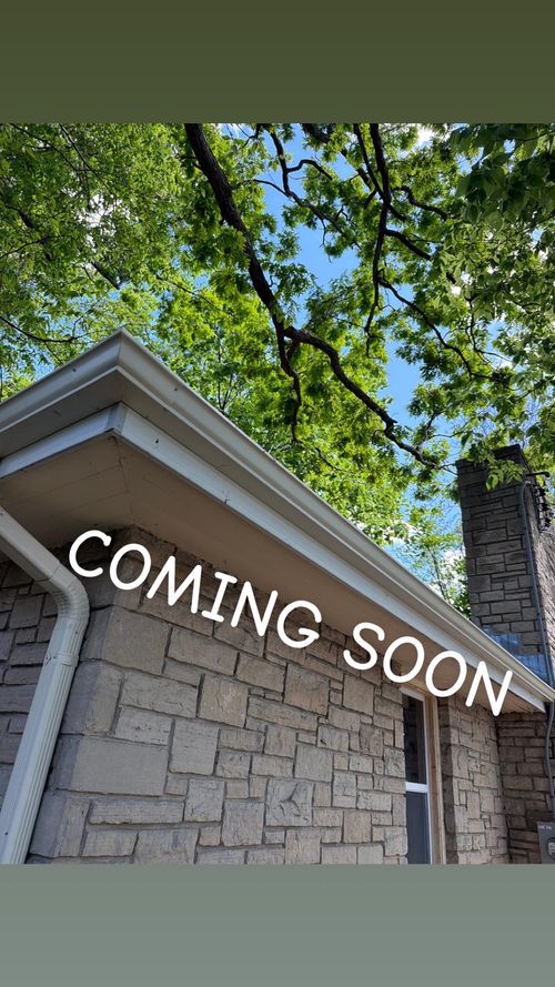 1305 E Johnson St, Madison, WI, 53703-1707 | Card Image