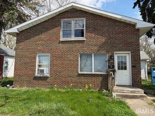 416 N Adams St, Marion, IN, 46952-2758 | Card Image