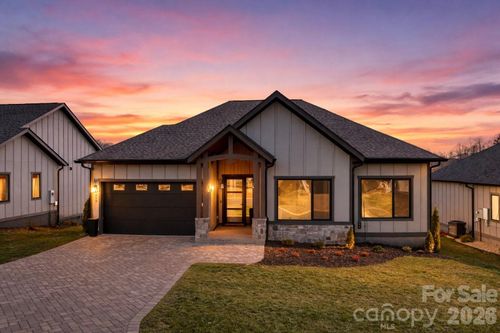 312 Avery Trail Dr, Arden, NC, 28704-1567 | Card Image