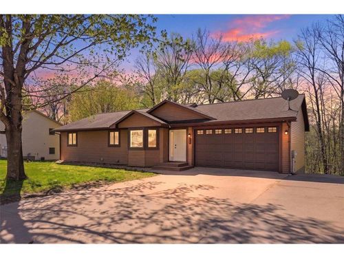 269 E Sunset Ln, Ellsworth, WI, 54011-9012 | Card Image