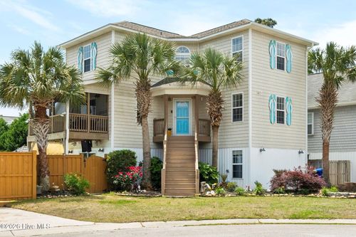 110 Palm Breeze Dr, Carolina Beach, NC, 28428-4216 | Card Image