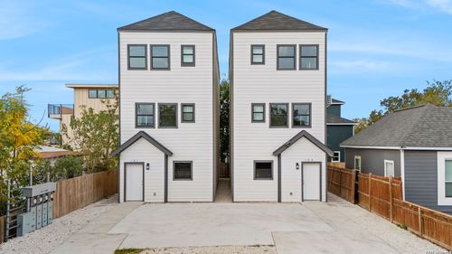 202-627 S Olive St, San Antonio, TX, 78203-1539 | Card Image