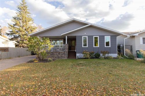543 Redberry Rd, Saskatoon, SK, S7K4S2 | Card Image