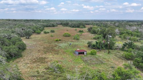 001 Schuettig Rd, Poteet, TX, 78065 | Card Image