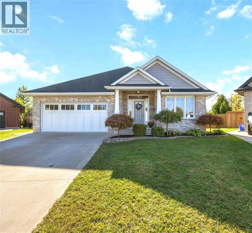 142 Madison D'Andrea Ave, Sarnia, ON, N7S6L9 | Card Image