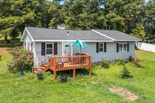 1961 Dawnville Beaverdale Rd Ne, Dalton, GA, 30721-7106 | Card Image