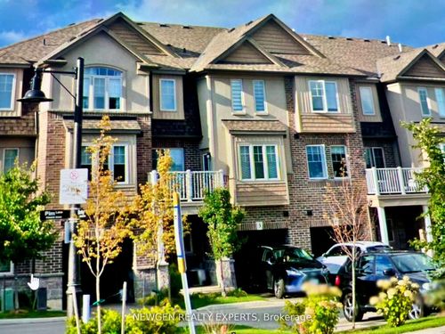 {{alt}} | Card Image