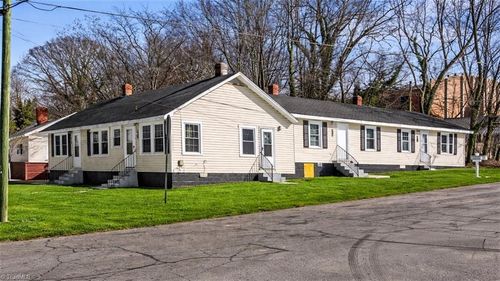 613 Sprinkle St, Reidsville, NC, 27320-2503 | Card Image