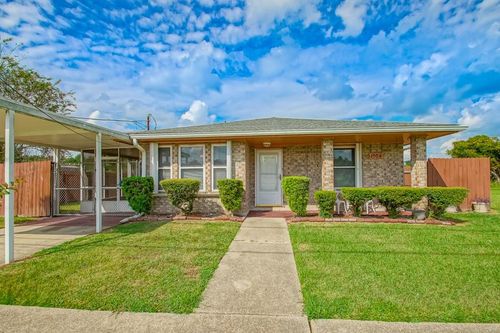 1904 Joseph Dr, Saint Bernard, LA, 70085-7203 | Card Image