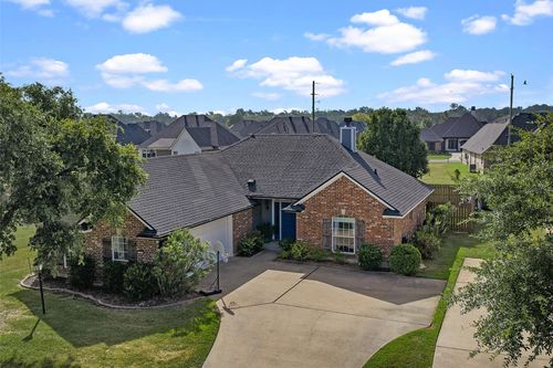 1602 E Belle Haven Dr, Bossier City, LA, 71111-8190 | Card Image