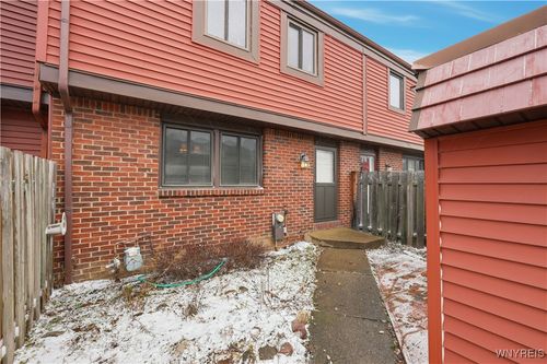 1213 Peppertree Dr, Derby, NY, 14047-9743 | Card Image