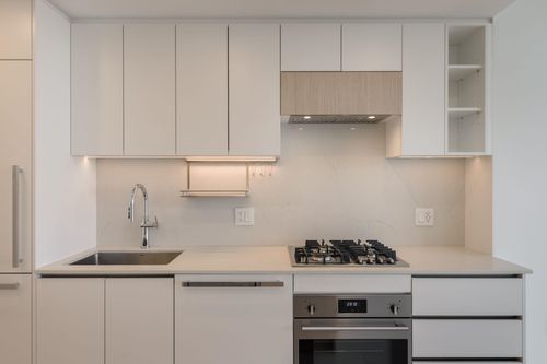 502-13573 98a Ave, Surrey, BC, V3T0X1 | Card Image