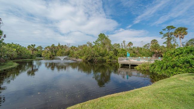 225 Woodland Dr, Condo with 2 bedrooms, 2 bathrooms and null parking in OSPREY FL | Image 58