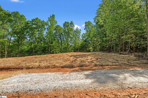 110 N Silver Lake Drive, Taylors, SC, 29687 | Card Image
