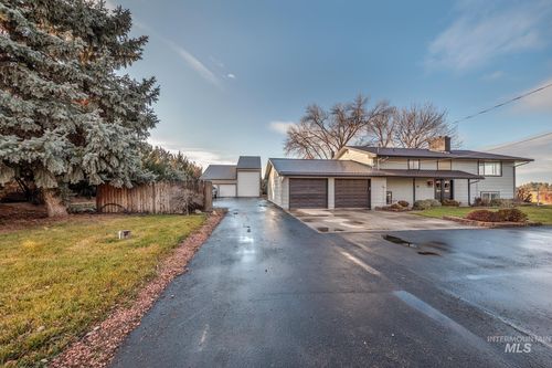 8087 N Pennsylvania Ave, Fruitland, ID, 83619-3569 | Card Image