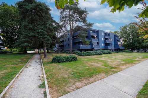 207-17661 58a Ave, Surrey, BC, V3S1N4 | Card Image