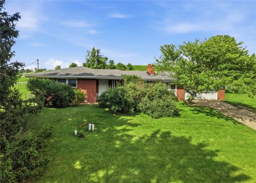 68 Armstrong Dr, Washington, PA, 15301-8766 | Card Image