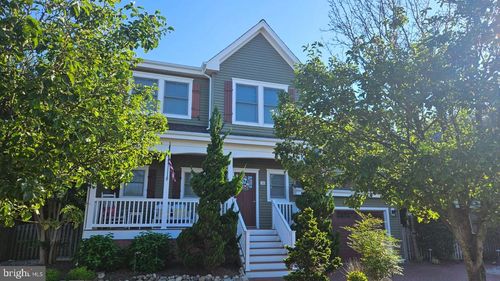 10 W Jerome Ave, LONG BEACH TOWNSHIP, NJ, 08008-3211 | Card Image